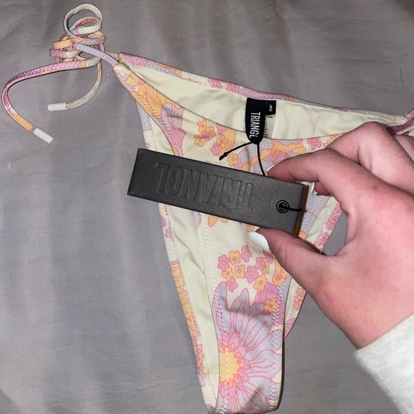 triangl bikini bottem - Picture 3 of 4